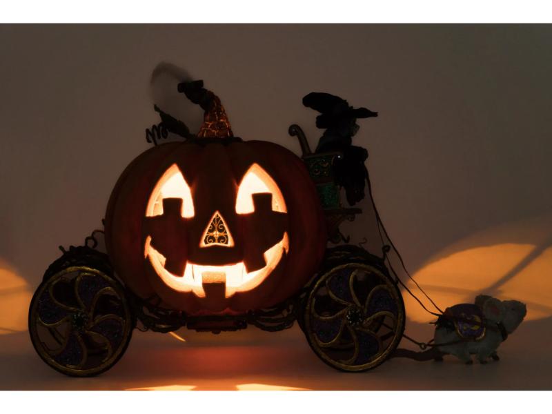 27" Enchanted Pumpkin Carriage - Holiday Warehouse