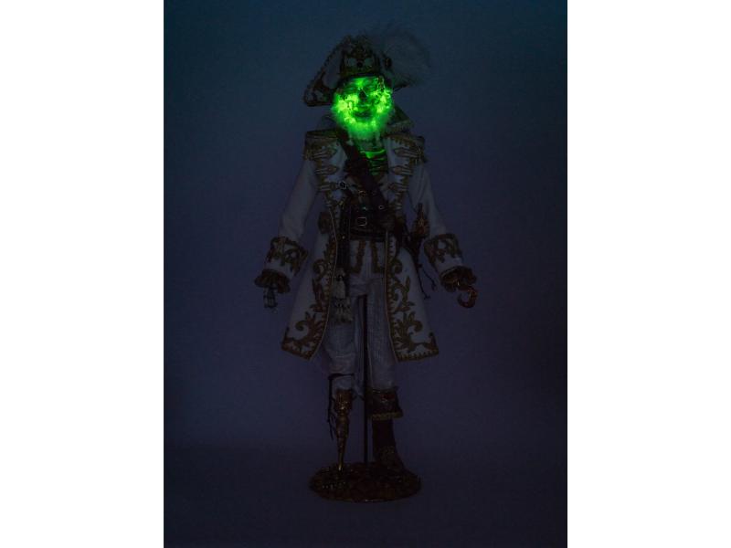 38" Captain Skully Swashbuckler - Holiday Warehouse