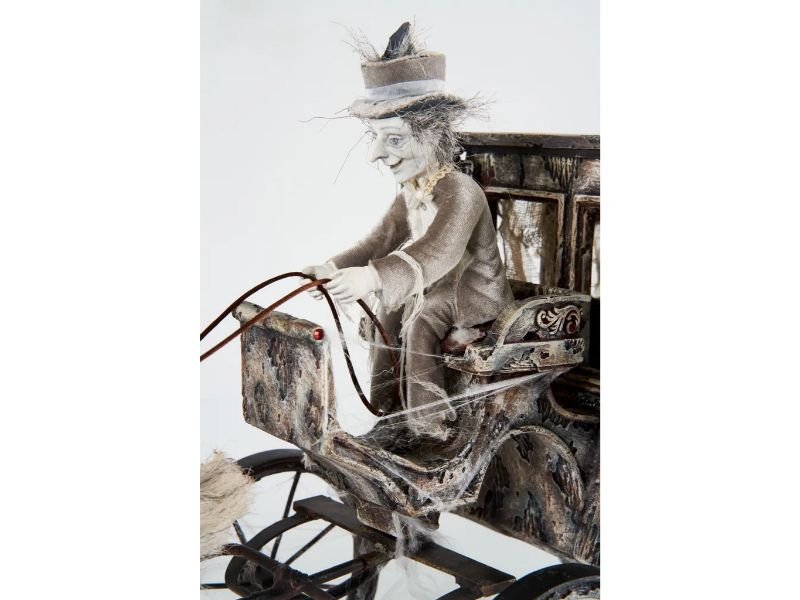 Ghostly Horse Drawn Carriage - Holiday Warehouse