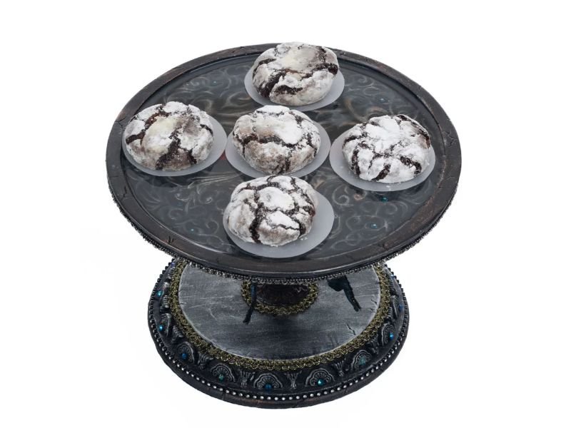 Seers and Takers Skull Cake Plate - Holiday Warehouse